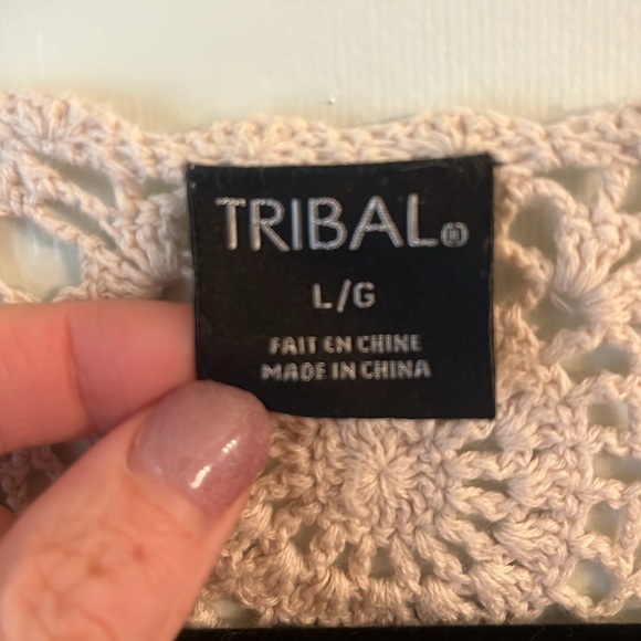 Tribal Crochet Blouse - Picture 2 of 4